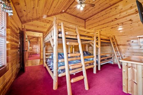 Paradise Pointe Pool Lodge by Beyond Expectations photo 33