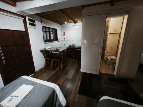 Dapur atau dapur kecil di Hotel Romi
