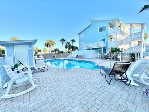 Gulf-Coast Townhome minutes walk to the Beach photo 29