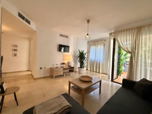 Apartamento con Terraza en el Corazón de Marbella Centro