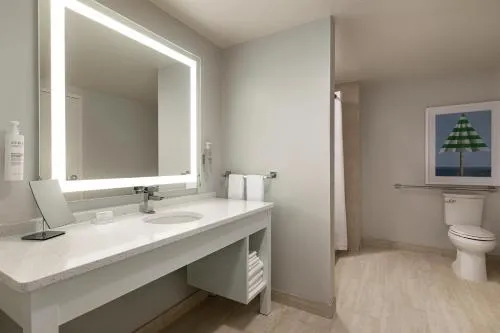 Embassy Suites By Hilton Panama City Beach Resort photo 31