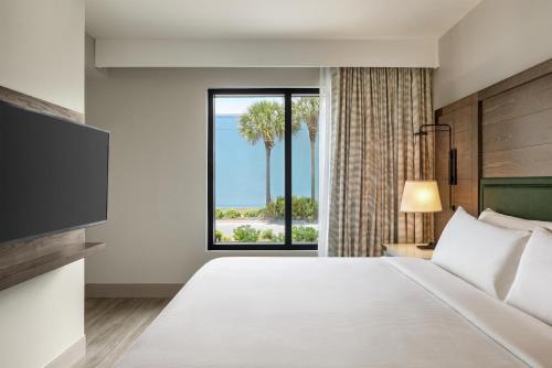 Embassy Suites By Hilton Panama City Beach Resort photo 79