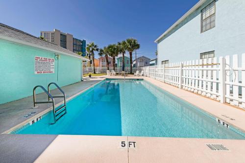 Gulf-Coast Townhome minutes walk to the Beach photo 32
