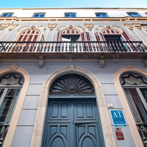 Marqués de Guadiaro Suites