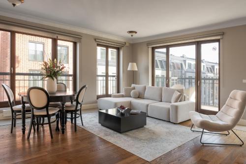Szafarnia Apartment in Gdańsk Old Town with parking by Lion Apartments