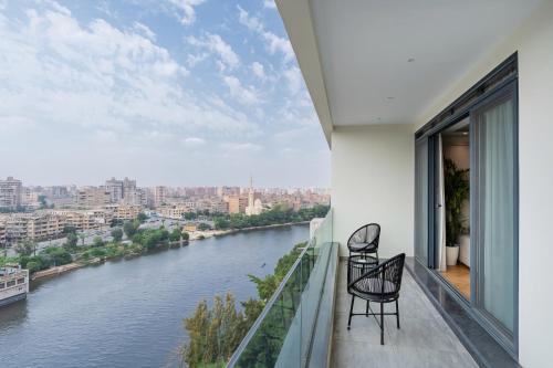 Luxury Nile View Stays in Agouza
