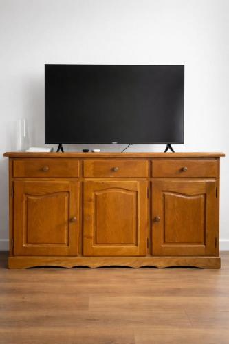 Foto de la galeria de Apartment B a Pristina