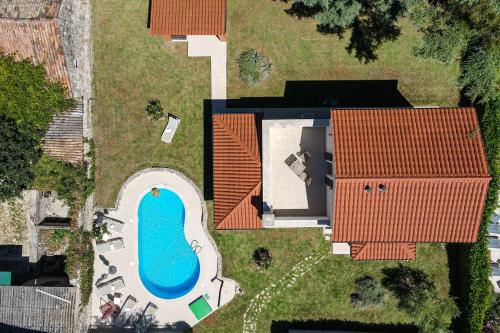 Family friendly house with a swimming pool Visnjan, Central Istria - Sredisnja Istra - 25129
