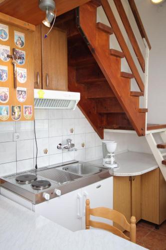 Apartments by the sea Krk - 5399