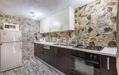 Family friendly house with a swimming pool Nemira, Omis - 25212