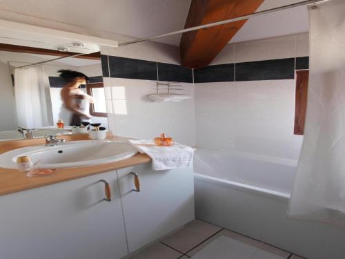 Res La Barbacane, Carcassonne, apartment for 4 pers