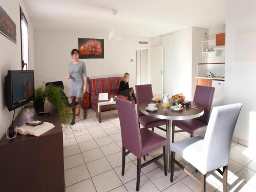 Res La Barbacane, Carcassonne, apartment for 4 pers