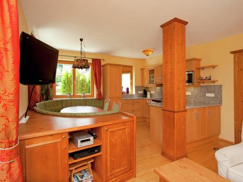 Chalet in Saalbach near Ski Lift