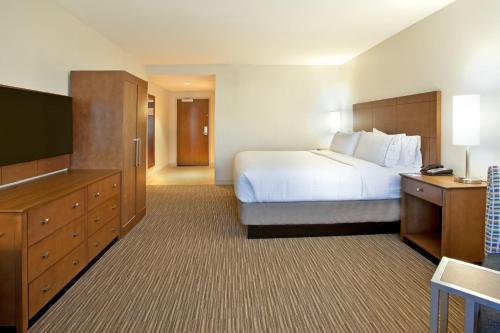 Holiday Inn Express Hotel & Suites Austin Downtown - University, an IHG Hotel Image