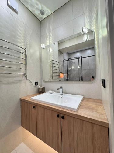 Bany a Eleon apartment