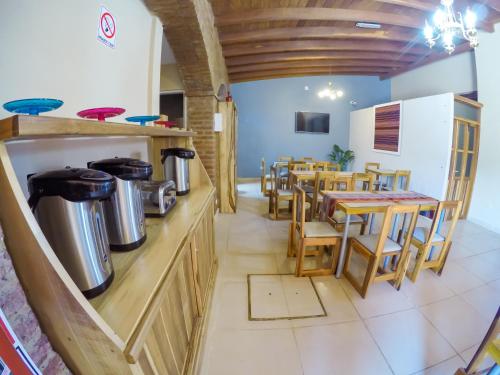 Η κουζίνα ή μικρή κουζίνα στο Apart Hotel Lo de Carilo