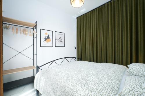 Vantage Apartment