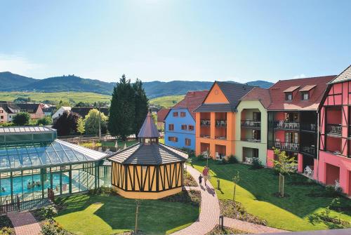 Poolen vid eller i närheten av Résidence Pierre & Vacances Le Clos d'Eguisheim