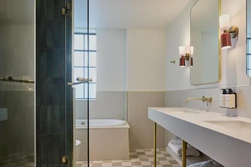 The Derby London City, Curio Collection By Hilton photo 23