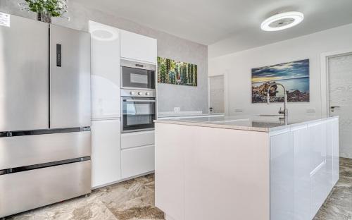 Vila Ocean View, Private Jacuzzi, AC