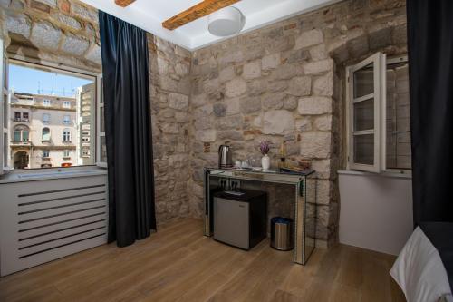 The Code Luxury Rooms