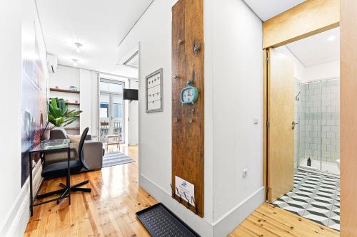 GuestReady - Central Porto retreat with balcony