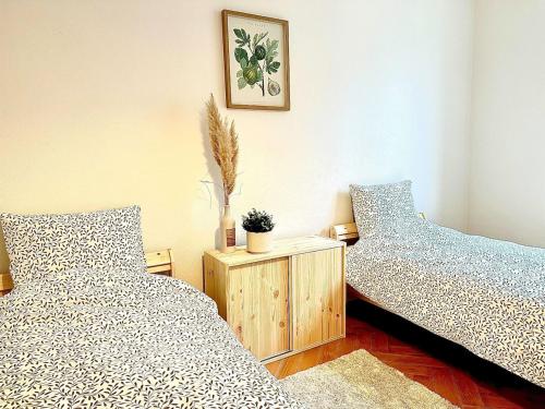 Elegant Seefeld Apt - Walk to Lake and Center