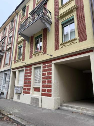 Elegant Seefeld Apt - Walk to Lake and Center
