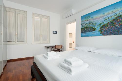 GuestHost - Comfy Terrazza Farini Apt in Derganino