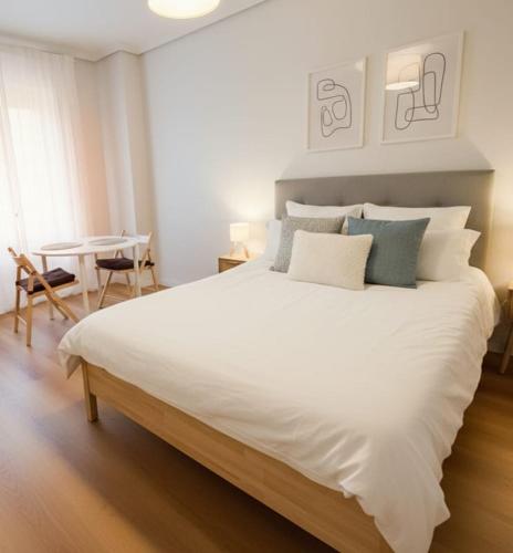 Urban Arniches, junto a Plaza Mayor