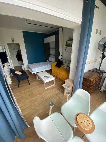 Studio avec Piscine et Vue Montagne