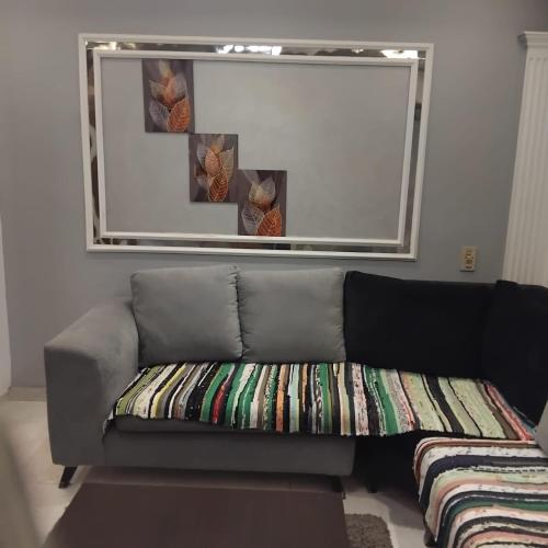 This spacious 3 bedroom apartment luxury for family and business