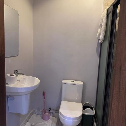 Ванна кімната в DUPLEX 2 bedrooms