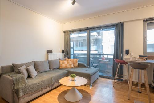 Lycabettus Urban Garden Apartment