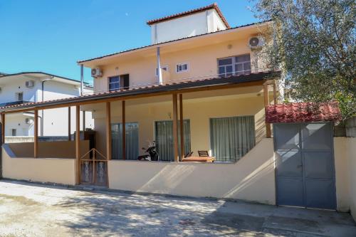 Villa Fatos Berat