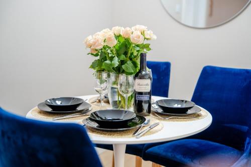 Apartament Familijny C009 - Basen Fitnes Bawialnia Parking w CENIE -Polanki Aqua- Holiday City