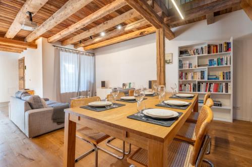 Pretty loft with view of Mont Blanc & glacier