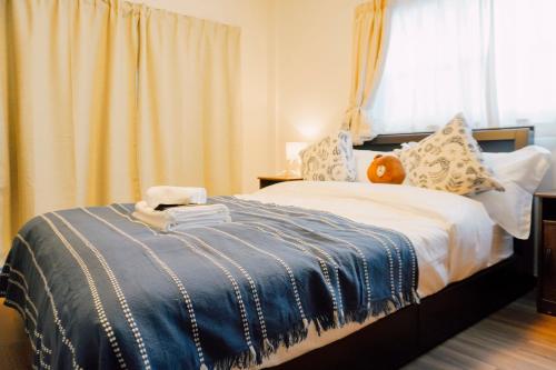 Fukushima Osaka Entire House 82sqm Family Home for 6 Guests Near USJ Umeda