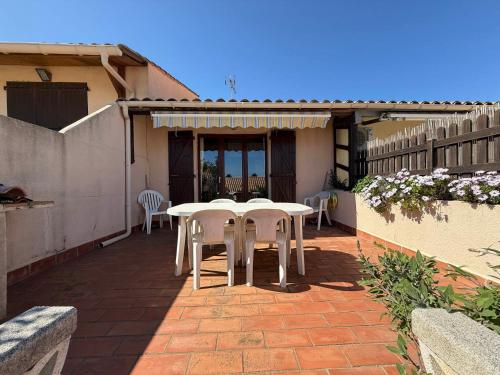 AIG 160 – Villa T2 mezzanine – Résidence Les Villas du Port – Gruissan – 4/6 personnes