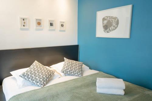 Grand studio loft bien equipe a Paris 15 - 2P