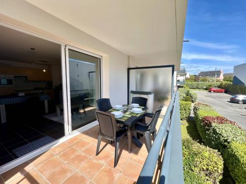 Étel: Appartement T2, Terrasse Sud, Près du Port, Parking, Animaux Permis - FR-1-479-218