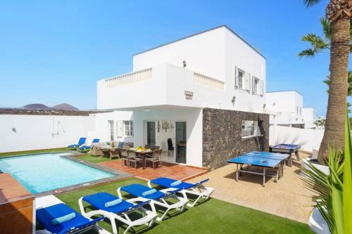 Villa Luz Lanzarote by Villa Plus