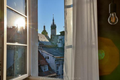 Saint Thomas Corner - by Upstairs