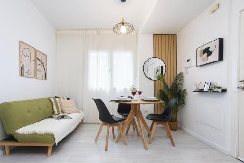 -MalagaSunApts-TwinSuites Center 1st Floor 18