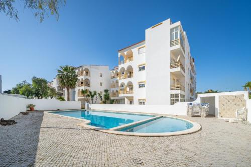 Comfortable apartment with pool #1994