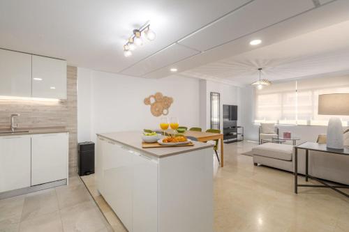 Stylish and Bright Flat in Salamanca District