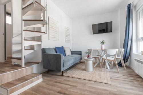 Bright duplex - 3 Bdrs 2 Baths - Chamberí