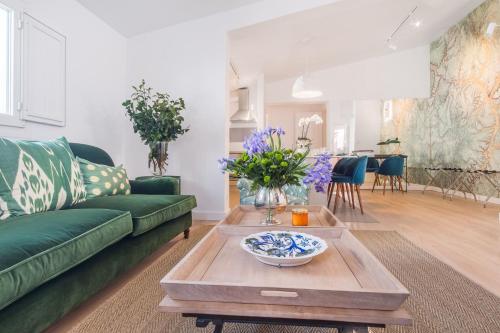 Charming Apartment with Terrace in Salamanca