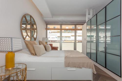 Bright Functional Studio Near Bernabéu