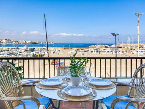 Apartment Port L'escala-7 by Interhome